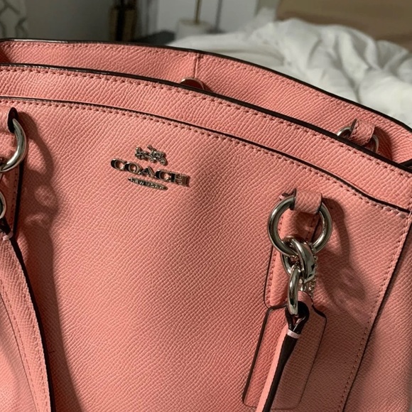 Coral COACH bag - Picture 2 of 7